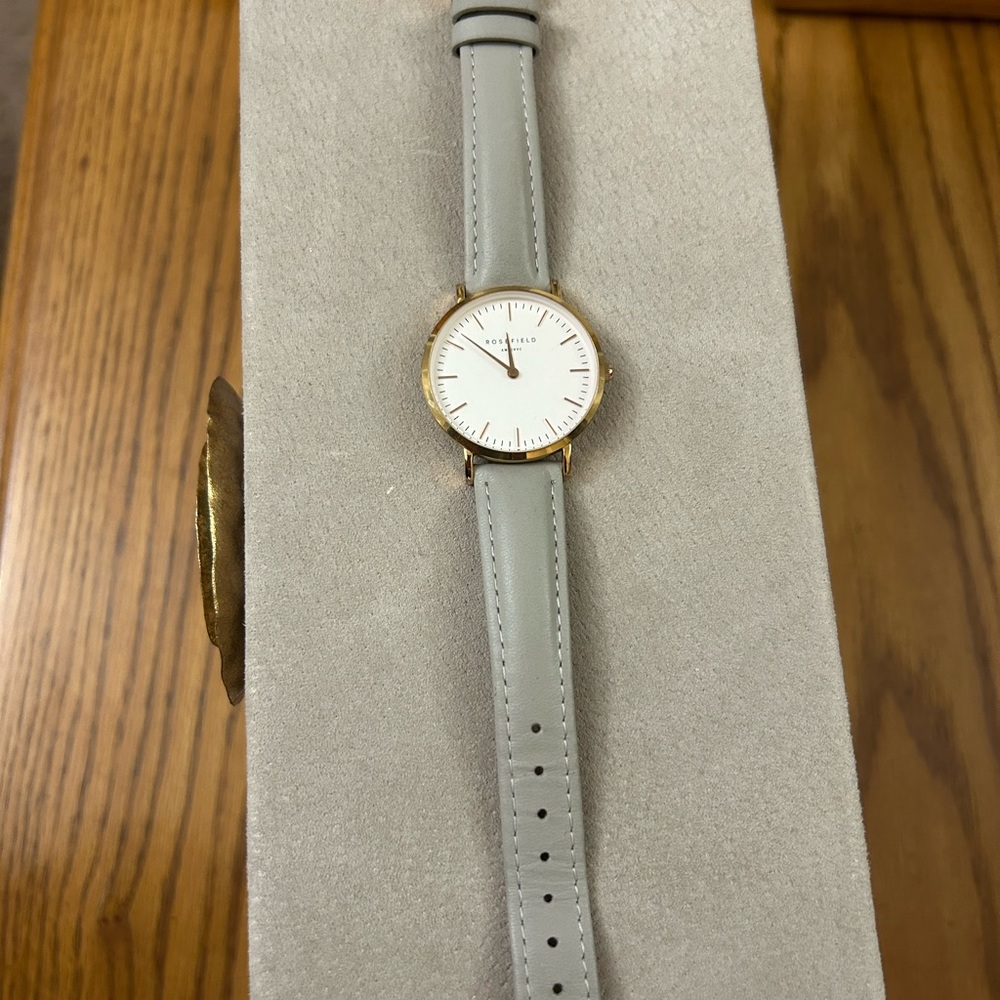 ROSEFIELD Watch Gold Toned Light Grey Leather Band